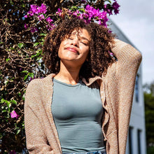 Load image into Gallery viewer, Keratin Perfect Daily Smoothing Shampoo - Clarifying, Anti-Frizz Hair - 32 Oz