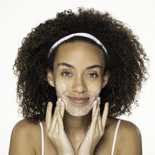 Load image into Gallery viewer, Neutrogena Oil-Free Deep Clean Daily Facial Cleanser, Face Wash, 6.7 fl. oz
