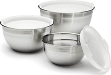 Load image into Gallery viewer, Cuisinart Non-Handled Stainless Steel Mixing Bowls with Lids
